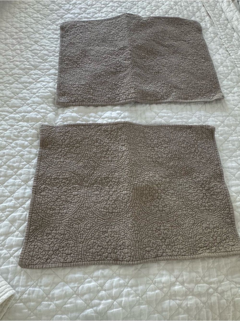 Restoration Hardware Quatrefoil Belgian Linen Pillow Case Set